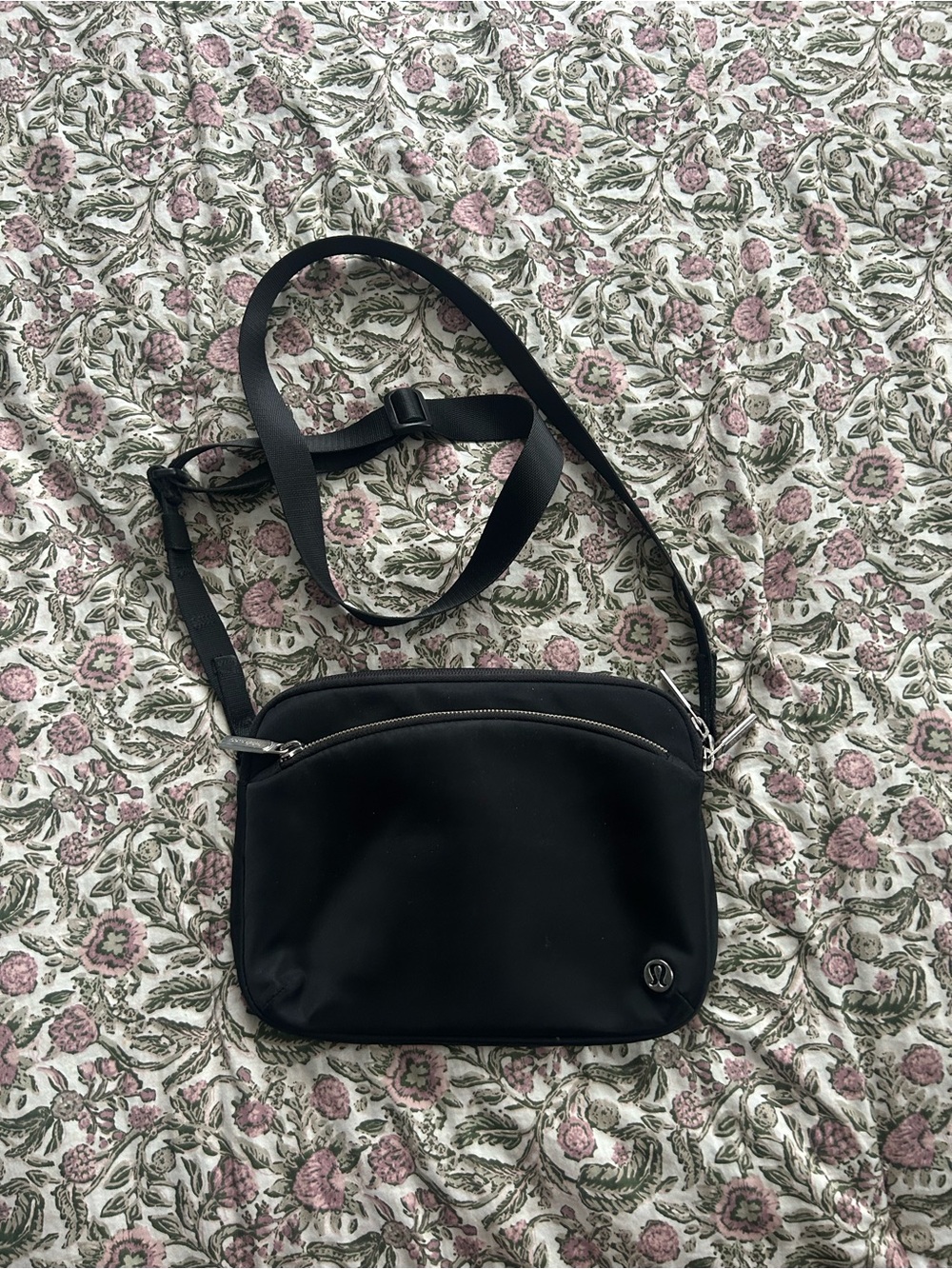 Lululemon crossbody bag